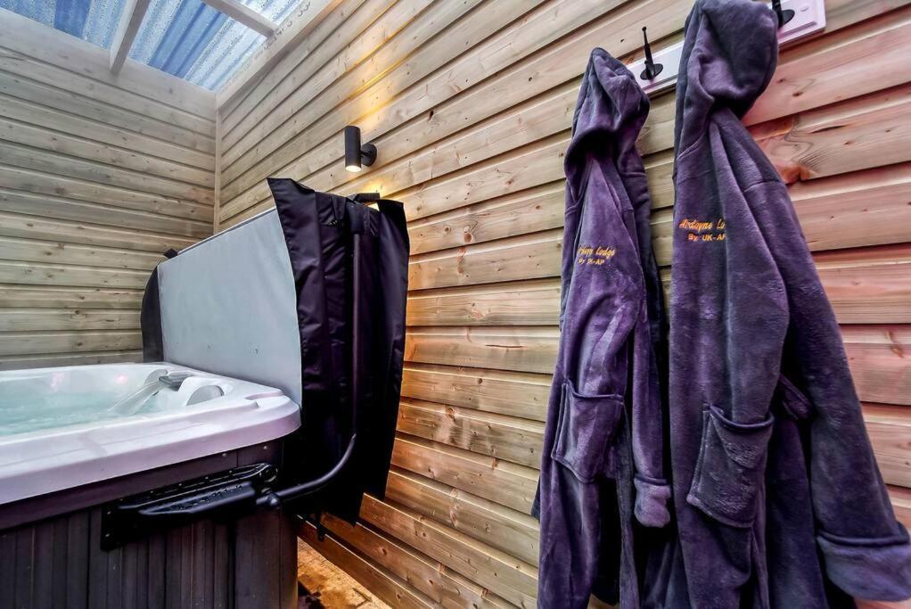 Ardoyne Lodge 'Sleeping 4 Guests' Belfast Ngoại thất bức ảnh